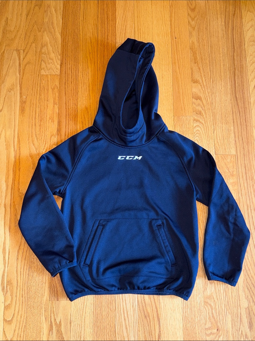 🏒 CCM Navy Blue Pullover Hoodie with Front Pocket youth small